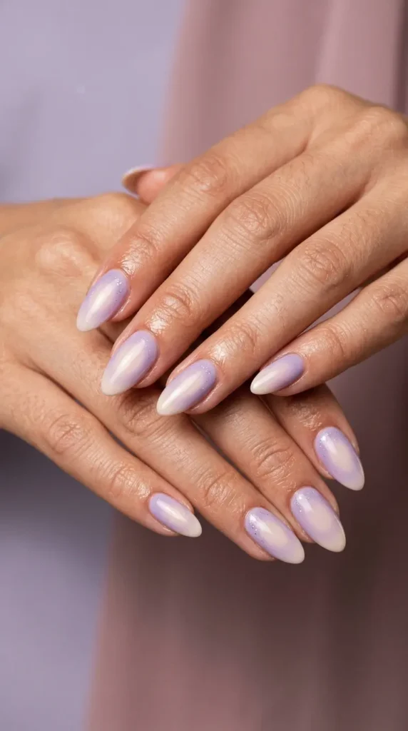 Soft lavender aura nails with glow effect