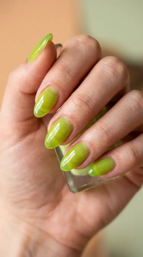Jelly Lime Transparent Nails