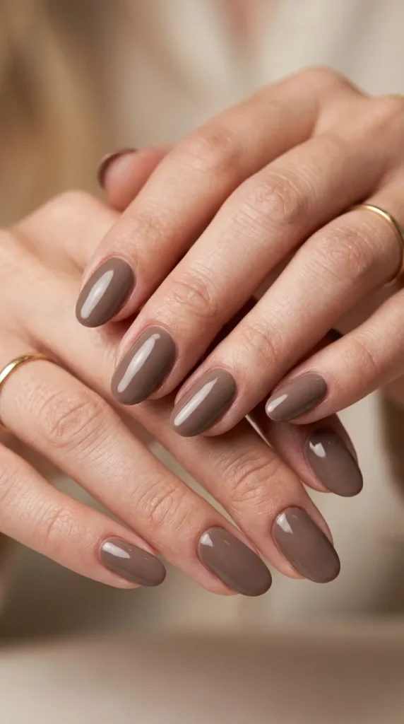 Mocha Mousse Nails
