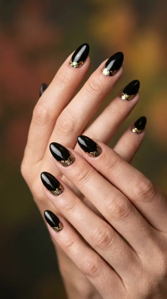 Black & Gold Elegant Nails