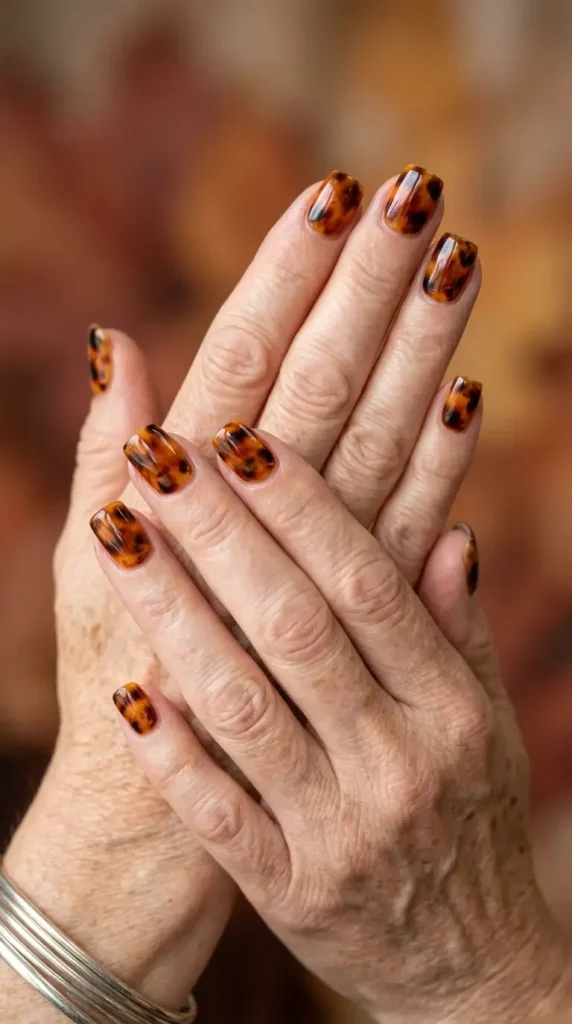 Tortoiseshell Short Nails