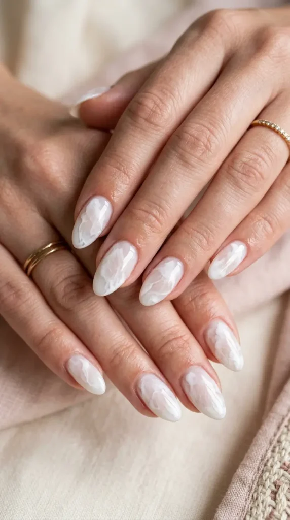 White Blooming Gel Nails